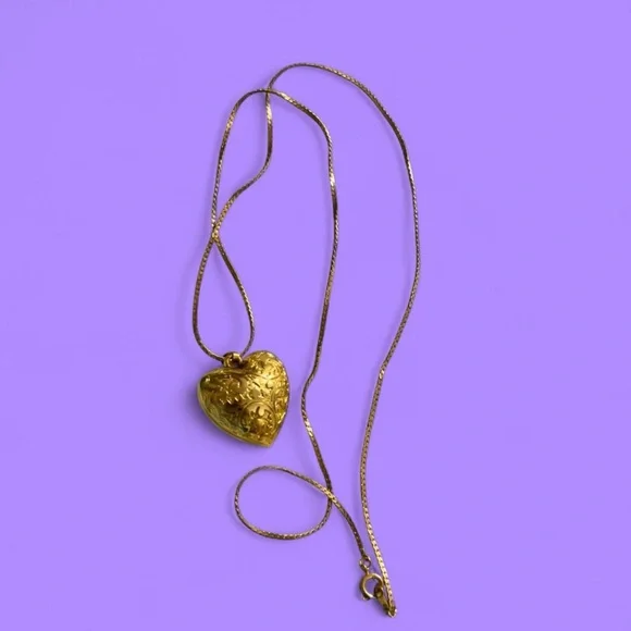 Vintage Gold Puffy Heart Necklace - Picture 2 of 4